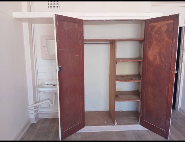 1 bed property to rent in SPRINGS OLD